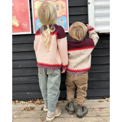 Cross Sweater Junior - PetiteKnit