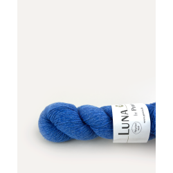 Luna by Permin_889023 Koboltbl�