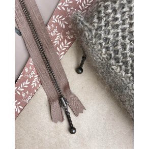 Lynl�s 28 cm - hasseln�d - PetiteKnit