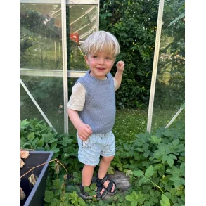 Novice Slipover Junior - PetiteKnit