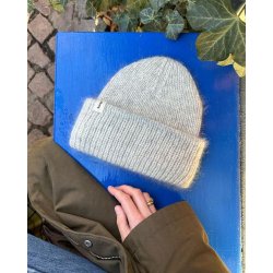 PetiteKnit folder label