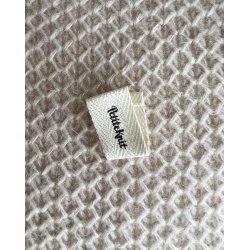 PetiteKnit folder label