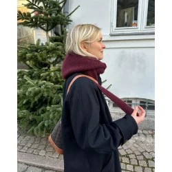 Sophie Hood - PetiteKnit