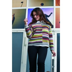 Dagmar Sweater med forskudte striber_899311_Permin