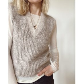 Friday Slipover V-neck_PetiteKnit