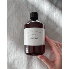 Get Your Knit Clean With Help From PetiteKnit