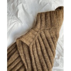 Hazel Neck_PetiteKnit