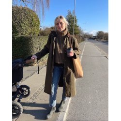 Hazel Neck_PetiteKnit