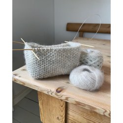 Honey Clutch_PetiteKnit