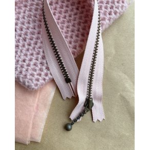 Lynls til Honey Washbag // Honey Purse large - Pudderrosa 23 cm