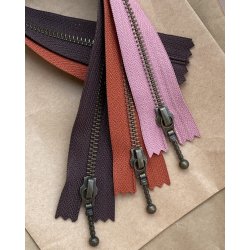 Lynl�s til Zipper Sweater / Zipper Slipover - Jordb�ris 35 cm