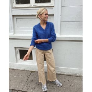 Stockholm Sweater V-Neck_PetiteKnit