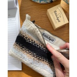 Technicolor Purse_PetiteKnit