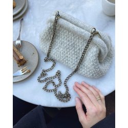Winter Clutch - PetiteKnit